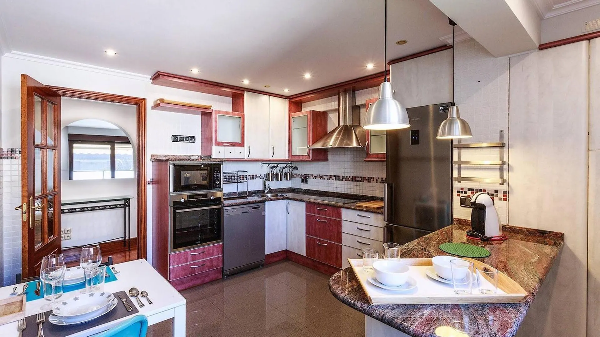 Casa Damatxo - De Luxe, Terracita, Espacioso, Ideal Familia Y Parejas & 1 Minuto A La Playa Zarautz 0*,
