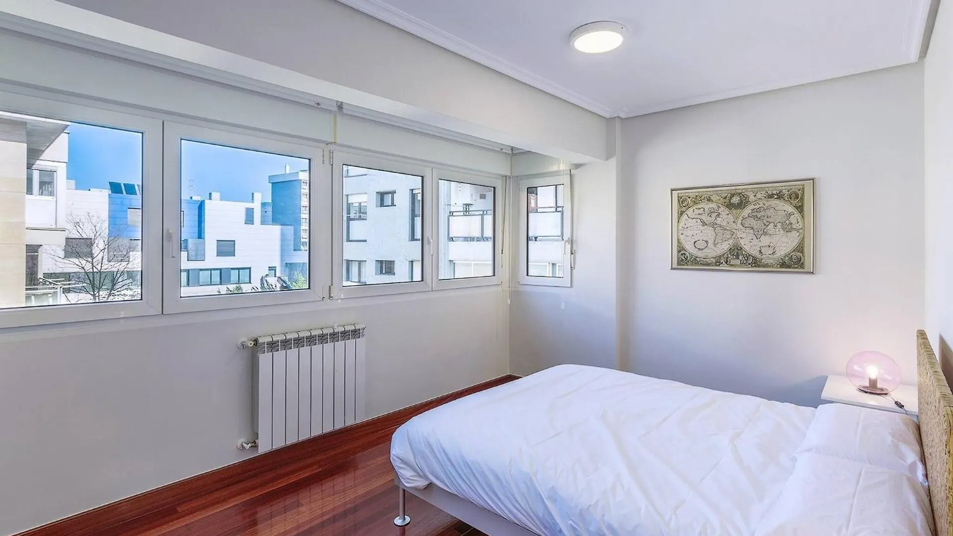 Apartment Casa Damatxo - De Luxe, Terracita, Espacioso, Ideal Familia Y Parejas & 1 Minuto A La Playa Zarautz